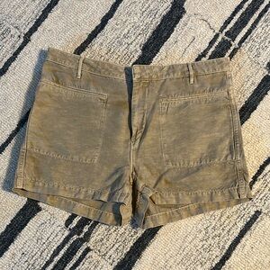 Levi’s Made and Crafted Utility Short with Classic Flat Front Design